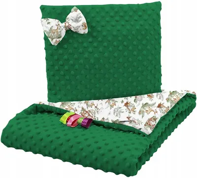 Set paturica 75x100 cm si perna 35x30 cm pentru copii, BabyMam minky green forest, versatila cu doua fete