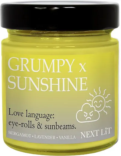 Lumânare parfumată Next Lit Burning Tropes - Grumpy x Sunshine, 180 g