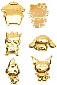 Insignă Loungefly Animation: Sanrio - Hello Kitty Gold (50th Anniversary), sortiment