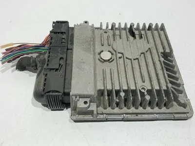 Calculator motor ecu 03L907425C Volkswagen Golf 6 plus (2009-2014) 1.6 tdi CAYC