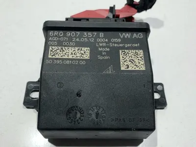 Modul control lumini 6R0907357B Volkswagen Passat CC facelift (2012-2016) 2.0 tdi CFFB