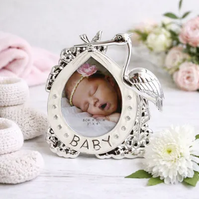 Ramă Foto BABY Barză Argintie AZAY cu Cristale, 8x10 cm, Ramă Foto Nou-Născut, Cadou Botez Băiat sau Fetiță, Cutie Cadou