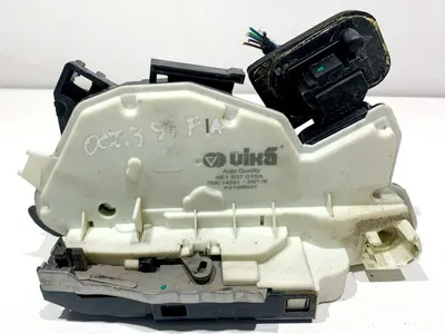 Broasca usa stanga fata 5E1837015A Skoda Octavia 3 (2013-2017 )