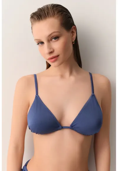 Sutien de baie cu aspect de satin si cupe triunghiulare - Albastru safir