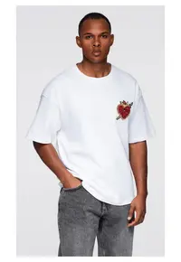 Tricou din bumbac cu aplicatie bijuterie pe piept OM-TSCT-0290 - Alb