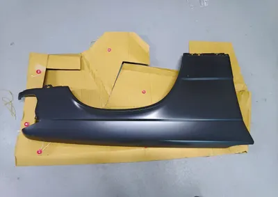 Aripa Dreapta potrivit MERCEDES 190 W201 1982-1993 Resigilat