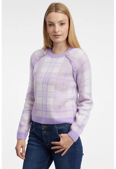 Pulover cu decolteu la baza gatului si model in carouri - Violet deschis/Lila