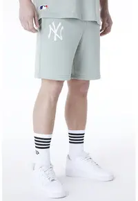 Pantaloni de trening scurti cu snur si monograma brodata - Gri cenusiu