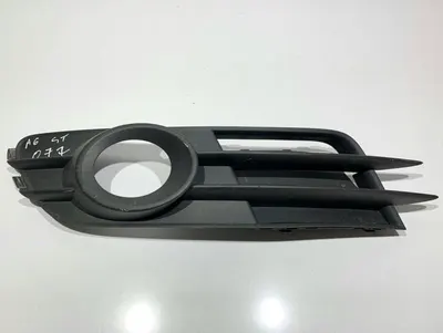 Grila proiector stanga 4G0807151LH Audi A6 (2010-2018) [4G2, C7]
