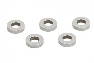 Saiba pentru DENSO pret pt 5 buc (diametru interior 3mm, diametru exterior 5,8mm, grosime 1,35mm)