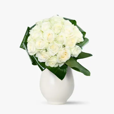 Buchet de 25 trandafiri albi