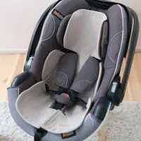 Insert antitranspiratie din in pentru scoica auto BabyLy, design 3D, respirabil Bej