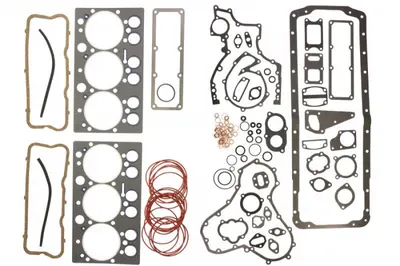 Set garnituri motor potrivit CASE IH 140; MASSEY FERGUSON 3600, 3670, 3690, 8140, 8150, 8160, 8170, 8180, 8240, 8240 XTRA, 8250, 8250 XTRA, 8260, 8260 XTRA, 8270, 8270 XTRA, 8280