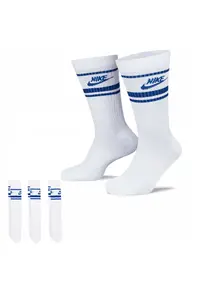 Set Sosete Sport DX5089 105 Marime 34 38 Alb Tehnologie Dri Fit Pentru Uscare Si Confort Inalt Material Moale Flexibil Varf Si Calcai Cu Intarituri Pentru Durabilitate Plasa Maxima Pentru Respirabilitate 3 Perechi
