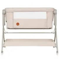 Patut co-sleeper Lionelo Leonie Plus Bej pliabil, cu sistem de leganare, setare unghiulara, reglabil in 6 pozitii pe inaltime, conform cu standardele europeane de securitate EN1130 si EN16890