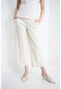 Pantaloni chino crop cu croiala ampla - Crem
