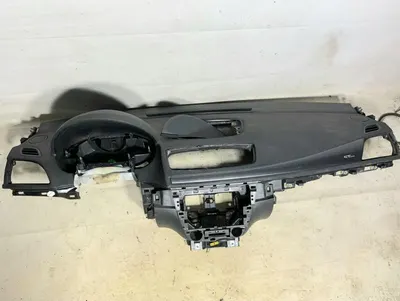 Plansa bord Renault Megane 3 (2008-2012)