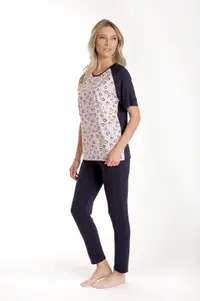 Tinuta dama CV24072 bleumarin/roz inimioare, Cesy | marimea L