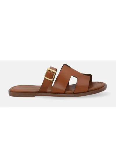 Papuci de piele cu bareta ajustabila cu catarama