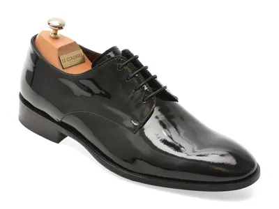 Pantofi eleganti LE COLONEL negri, 49817, din piele naturala lacuita