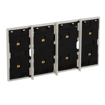 Rama electrificata pentru doze de 3 module pentru instalarea a pana la 4 comenzi ref. KW8100