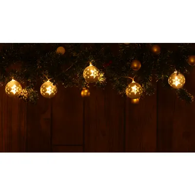 Lant lum.LED, Craciun, globuri cu fulgi de nea, alb,cu bat. Timer 6+18h,10LED, 3000K, 2xAA