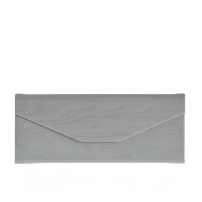 Etui gri cu inchidere magnetica