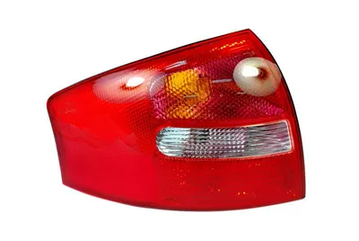 Stop tripla lampa spate stanga potrivit AUDI A6 LIMUZINA 1997-2005 - (Semnalizator portocaliu, culoare sticla: rosu)