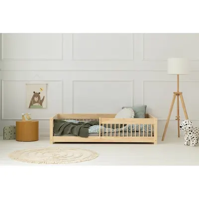 Pat pentru copii în culoare naturală din lemn de pin 140x200 cm Mila CPW – Adeko