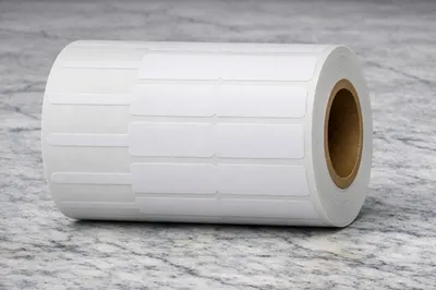 Role etichete plastic BOPP pentru bijuterii si ochelari, 90x10 mm, 4000 etichete rola