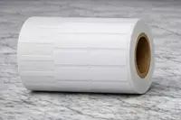 Role etichete plastic BOPP pentru bijuterii si ochelari, 90x10 mm, 4000 etichete rola