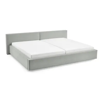 Pat matrimonial gri deschis tapițat cu spațiu de depozitare cu somieră 200x240 cm Cube – Meise Möbel
