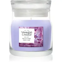 Yankee Candle Lilac Blossoms lumânare parfumată Signature 110 g