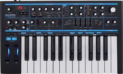Sintetizator Novation Bass Station II, negru