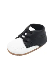 Pantofi Elegant - Piele ecologica - Baieti - Siret - Alb/ Negru