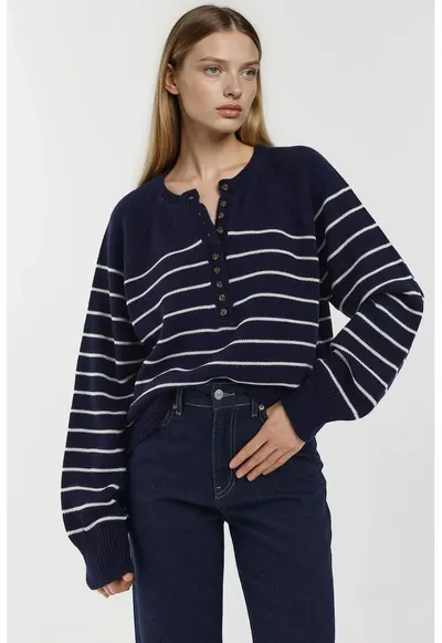 Pulover dama - cu dungi - detalii cu nasturi - bleumarin - tricot - Bleumarin