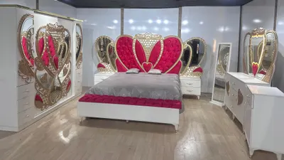 Dormitor complet Royal rosu saltea inclusa 180x200cm