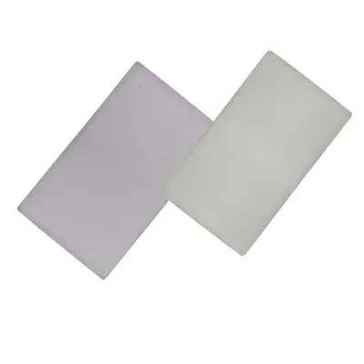 Set cearceafuri cu elastic, Lionelo, Pentru patuturi 120 x 60 cm, Pentru saltele de max. 10 cm inaltime, Din bambus, Usor de spalat, 30 grade, Fara calcare, Ecologic, Alb/Gri