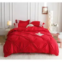 Lenjerie de Pat Premium, JOJO HOME, Finet Soft Touch, cu Inimioare din Pliuri Brodate, si Dantela Delicata, 6 Piese, Nesifonabila si Durabila, Rosu