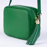 Geanta crossbody verde din piele naturala, cu ciucure din piele