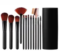 Set 12 Pensule Makeup cu Suport Negru - MAK07