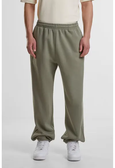 Pantaloni de trening cu croiala relaxed-fit si buzunare - Verde stins