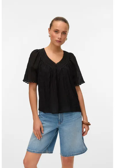 Bluza cu decolteu in V si maneci scurte