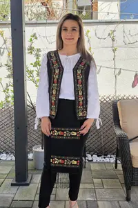 Costum Traditional Vesta si Fote Suzi 2