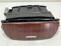 Sertar / spatiu depozitare bord Hyundai Santa Fe 2 (2006-2012)