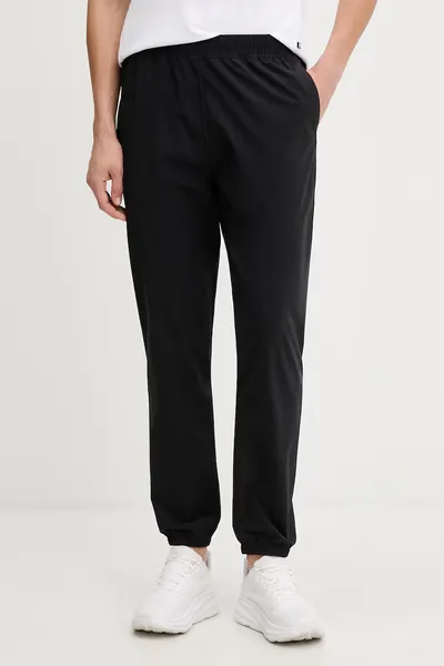 On pantaloni de trening pentru femei Focus