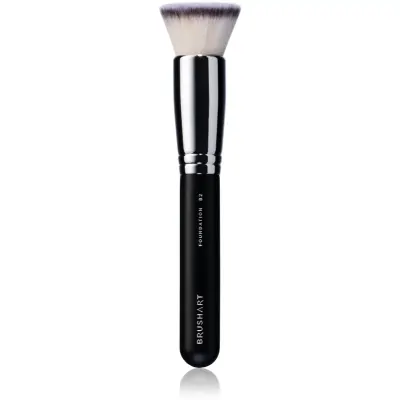 BrushArt Professional B2 Foundation brush perie kabuki pentru machiaj B2 1 buc