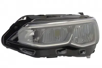 Far stanga (LED PWY24W, cu motor) potrivit VW GOLF VIII 07.19