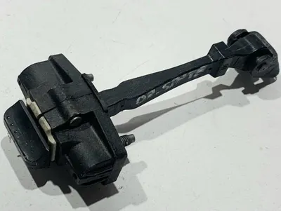 Opritor usa dreapta spate 824305607R Renault Captur (2013-2017)