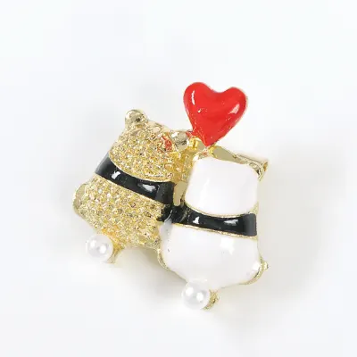 Brosa martisor doi indragostiti